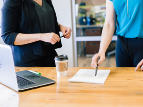 Muovilevy PP/PESheet-rullat ruokatarjottimille Muovilevy PP/PESheet-rullat ruokatarjottimille